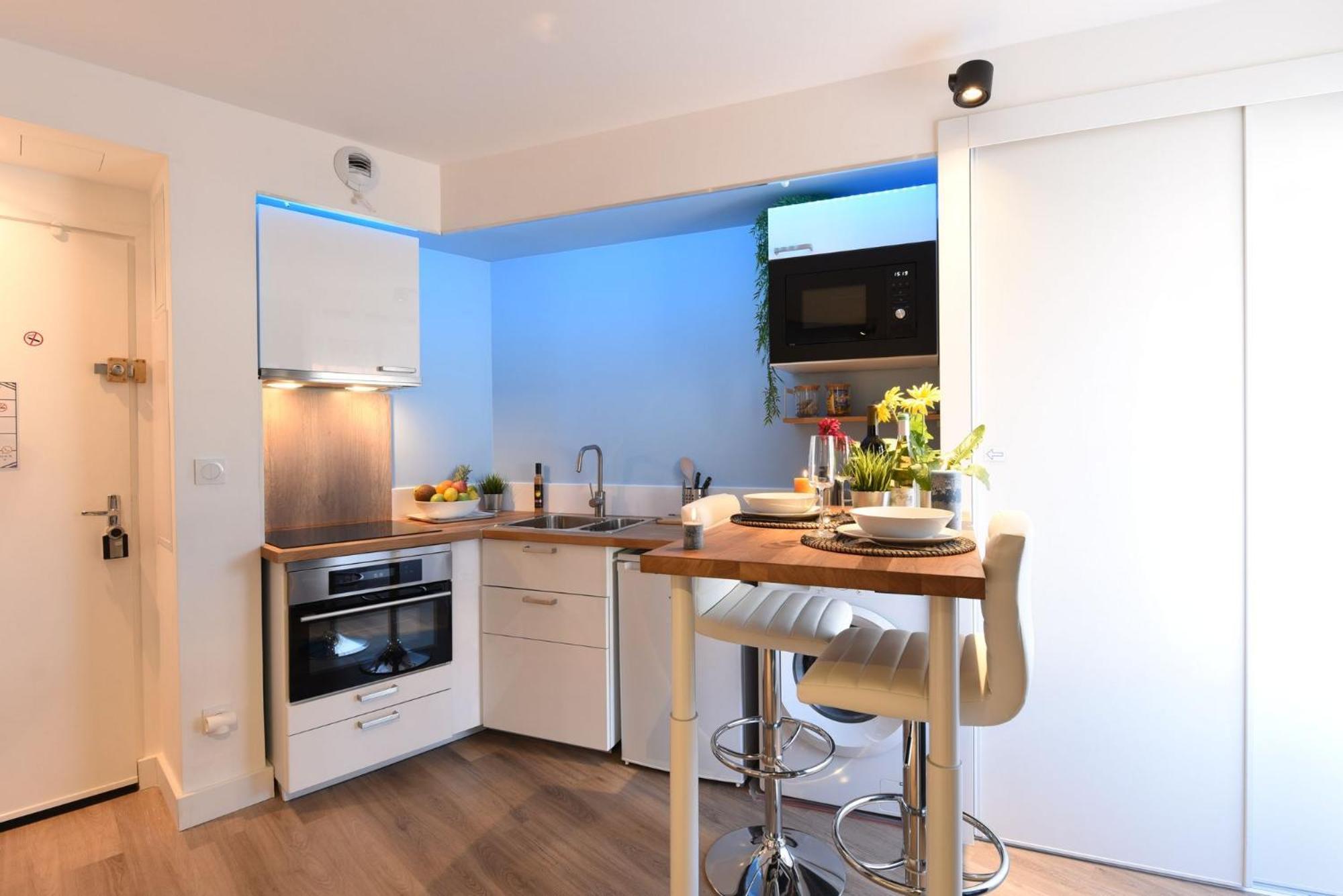 Super Chazelles - Metro - Hopitaux Lyon Sud Appartement Saint-Genis-Laval Buitenkant foto